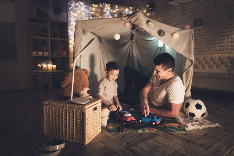 Crazy Forts: Promotes Endless Creativity